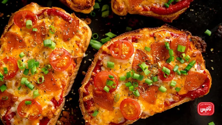 فلفل دلمهای و ذرت در پیتزا