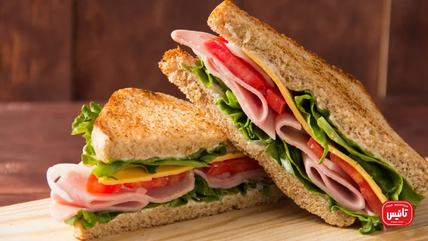 مواد لازم برای ساندویچ سرد با کالباس