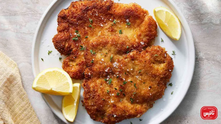 کالری شنیسل بوقلمون